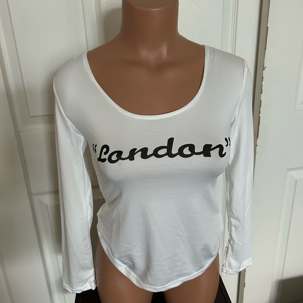 Fitted White Long Sleeve Tee with Black 'London' Script top Size Small S